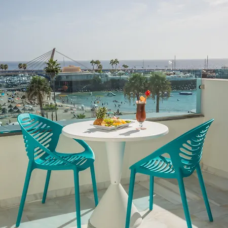 Hovima La Pinta Beachfront Family 4* أذيخي