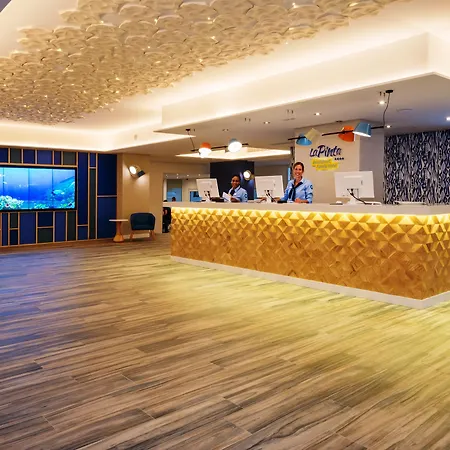 فندق Hovima La Pinta Beachfront Family أذيخي