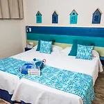 Hotel Hovima La Pinta Beachfront Family
