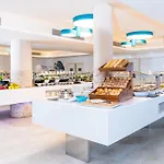 Hovima La Pinta Beachfront Family Hotel 4*