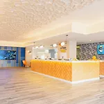 Hovima La Pinta Beachfront Family Hotel 4*