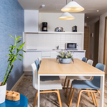 Hovima La Pinta Beachfront Family מלון