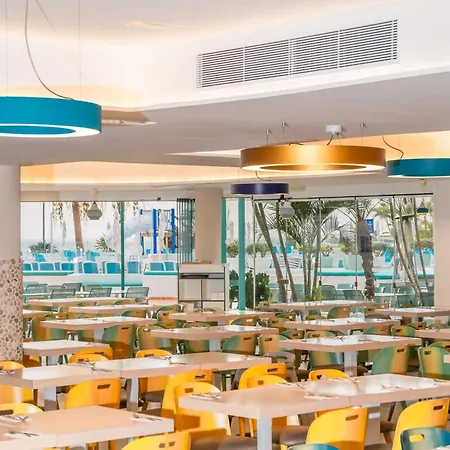 Hovima La Pinta Beachfront Family מלון 4*