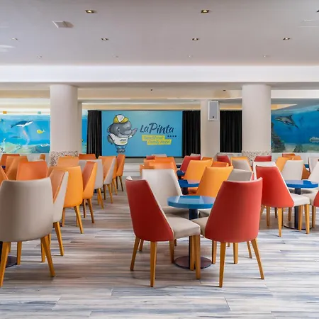 Hovima La Pinta Beachfront Family 阿德耶