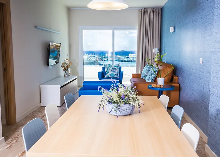 Hovima La Pinta Beachfront Family 4* Costa Adeje (Tenerife)