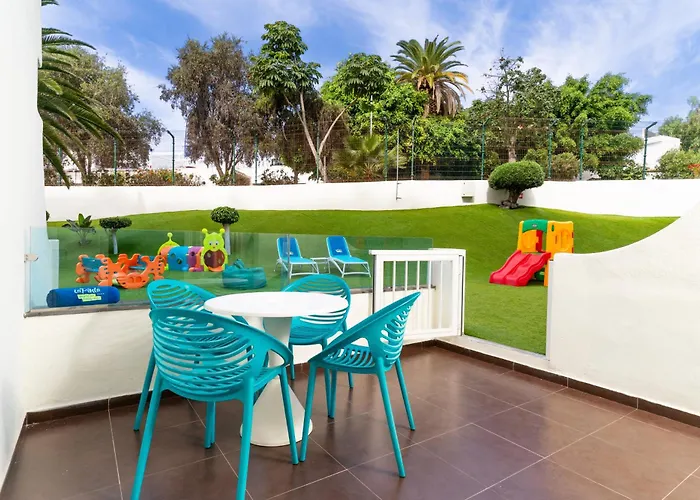 Ξενοδοχείο Hovima La Pinta Beachfront Family 4*