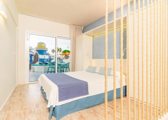 Hovima La Pinta Beachfront Family Costa Adeje (Tenerife)