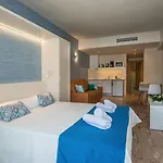 Hovima La Pinta Beachfront Family 4* 아데제