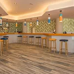 Hovima La Pinta Beachfront Family 4* 아데제