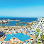 호텔 Hovima La Pinta Beachfront Family 4*