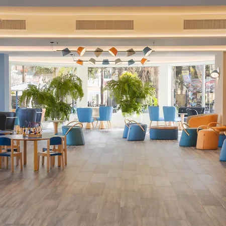 Hovima La Pinta Beachfront Family Отель Адехе