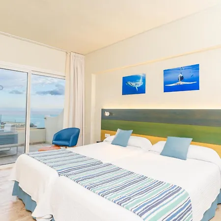Hovima La Pinta Beachfront Family Готель