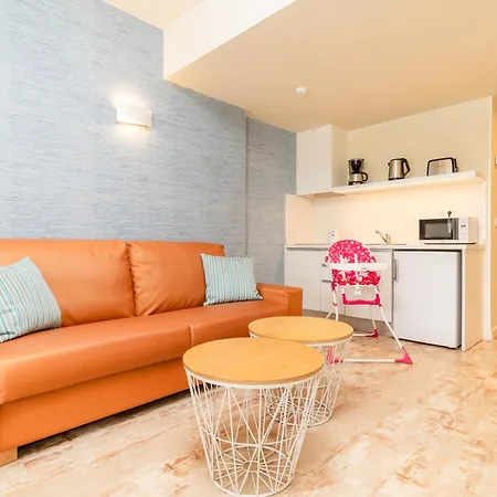 Hovima La Pinta Beachfront Family Готель