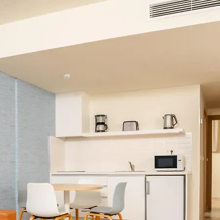 Hovima La Pinta Beachfront Family ホテル 4*