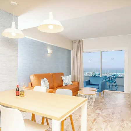 Отель Hovima La Pinta Beachfront Family Адехе