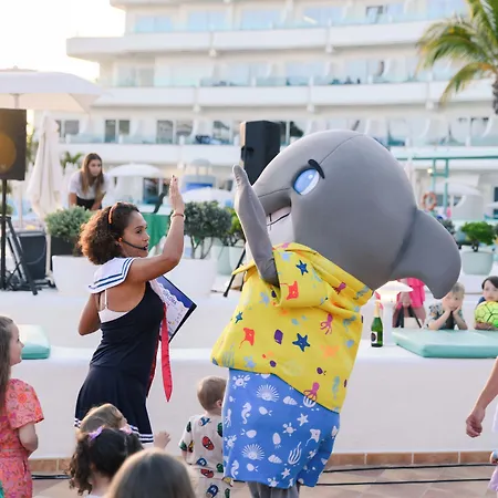 Hovima La Pinta Beachfront Family 4* Адехе