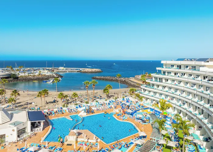 Hotel Hovima La Pinta Beachfront Family 4*