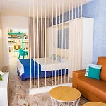 Hovima La Pinta Beachfront Family
