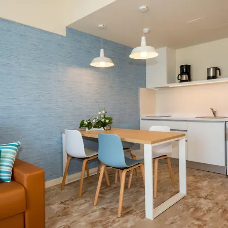 Hovima La Pinta Beachfront Family Адехе