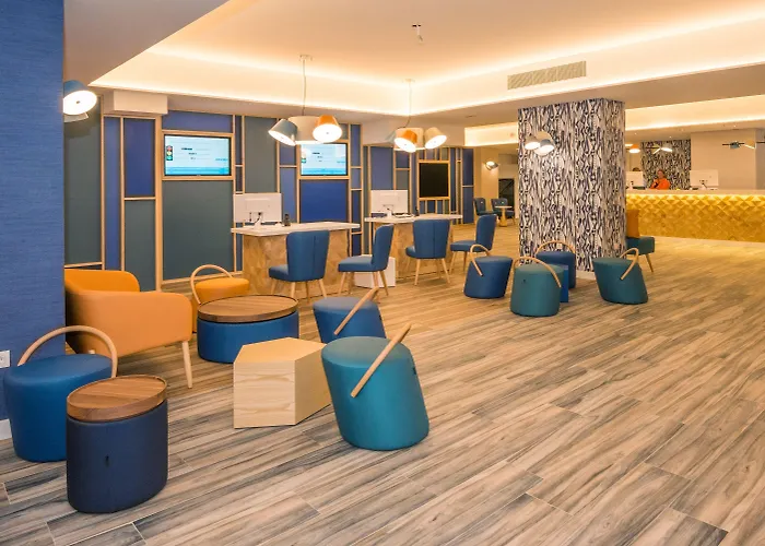 فندق Hovima La Pinta Beachfront Family أذيخي