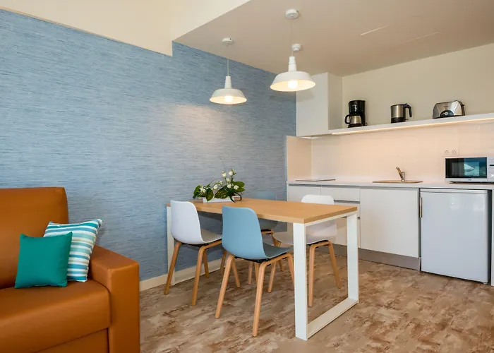 Hovima La Pinta Beachfront Family أذيخي