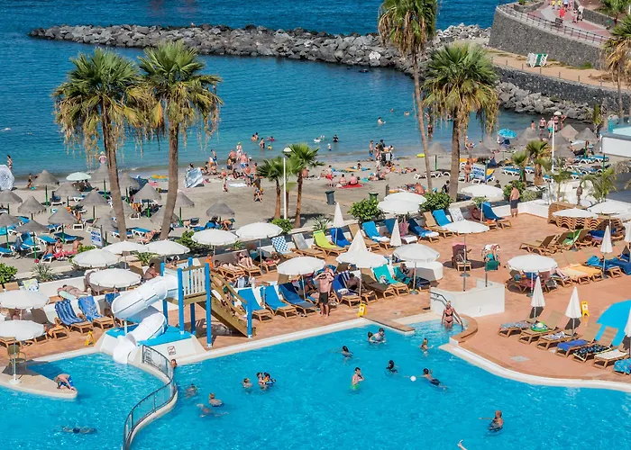 Hovima La Pinta Beachfront Family 4* أذيخي