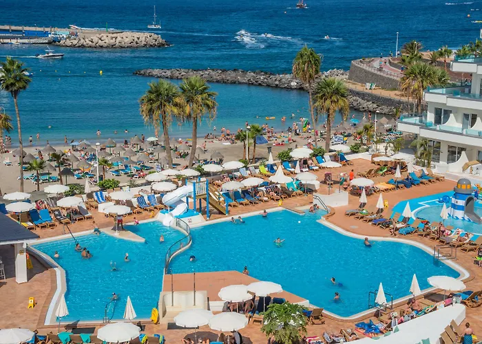 Hovima La Pinta Beachfront Family فندق